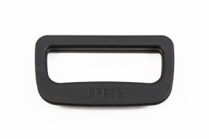 UNIWERSALNY UCHWYT ROLETY BAGAŻNIKA