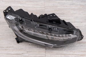 HONDA CIVIC X 2016-2019 COUPE PRZED FACELIFTINGIEM LAMPA PRZEDNIA LED PRAWA 33100TEDP11