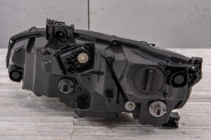 HONDA CIVIC X 2016-2019 COUPE PRZED FACELIFTINGIEM LAMPA PRZEDNIA LED PRAWA 33100TEDP11