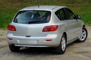 MAZDA 3 I 2004-2009 TYLNY ODBLASK ZDERZAKA LEWY D350515L0E