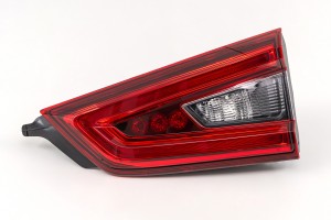 NISSAN QASHQAI II J11 2017-2021 PO FACELIFTINGU LAMPA KLAPY TYLNEJ PRAWA LED 26550HV05A / 26550HV55A