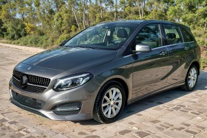 MERCEDES B-CLASS W246 2014-2018 PO FACELIFTINGU GRILL DIAMOND CZARNY