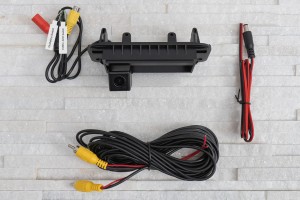 MERCEDES C-CLASS C204 2007-2014 KAMERA COFANIA FULL HD DYNAMICZNE LINIE ZINTEGROWANA Z KLAMKĄ KLAPY TYLNEJ