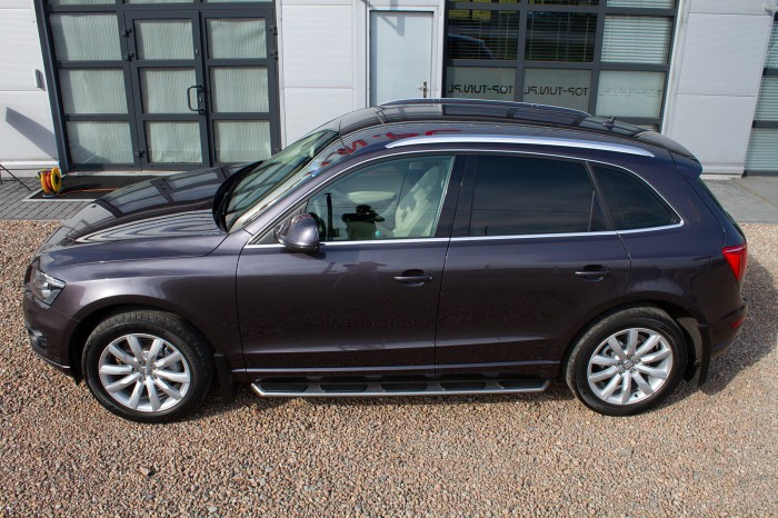 AUDI Q3 8U 2011-2018 STOPNIE BOCZNE PROGI SAMOCHODOWE