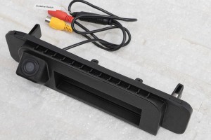 MERCEDES A-CLASS W177 2018-2023 PRZED FACELIFTINGIEM KAMERA COFANIA FULL HD DYNAMICZNE LINIE ZINTEGROWANA Z KLAMKĄ KLAPY TYLNEJ