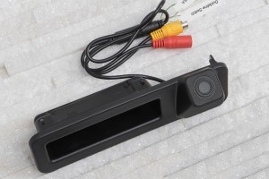 BMW SERIA 3 F30 F31 F34 KAMERA COFANIA FULL HD DYNAMICZNE LINIE ZINTEGROWANA Z KLAMKĄ KLAPY TYLNEJ