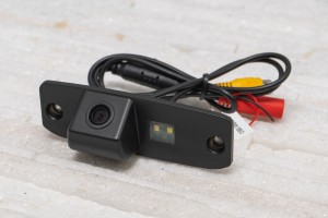 HYUNDAI i40 2011-2019 KAMERA COFANIA FULL HD DYNAMICZNE LINIE ZINTEGROWANA Z LAMPĄ