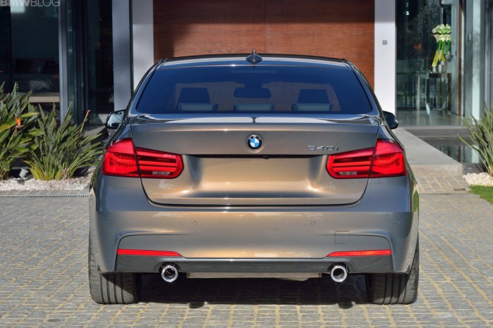 BMW SERIA 3 F30 SEDAN 2011-2018 KAMERA COFANIA FULL HD DYNAMICZNE LINIE ZINTEGROWANA Z KLAMKĄ KLAPY TYLNEJ