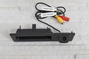 BMW X1 F48 2015-2022 KAMERA COFANIA FULL HD DYNAMICZNE LINIE ZINTEGROWANA Z KLAMKĄ KLAPY TYLNEJ