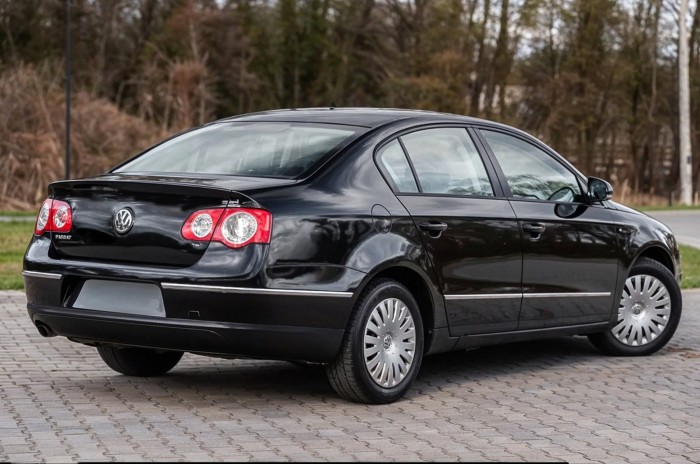 VOLKSWAGEN PASSAT B6 3C 2005-2010 KAMERA COFANIA FULL HD DYNAMICZNE LINIE ZINTEGROWANA Z KLAMKĄ KLAPY TYLNEJ