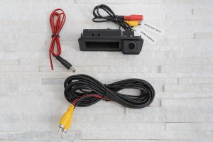 VOLKSWAGEN PASSAT B7 2010-2014 KAMERA COFANIA FULL HD DYNAMICZNE LINIE ZINTEGROWANA Z KLAMKĄ KLAPY TYLNEJ