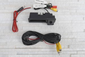 AUDI S4 B6 2003-2004 KAMERA COFANIA FULL HD DYNAMICZNE LINIE ZINTEGROWANA Z KLAMKĄ KLAPY TYLNEJ