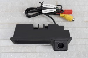 AUDI S4 B7 2004-2008 KAMERA COFANIA FULL HD DYNAMICZNE LINIE ZINTEGROWANA Z KLAMKĄ KLAPY TYLNEJ