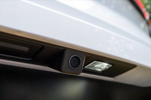 FIAT SCUDO II 2006-2016 KAMERA COFANIA FULL HD DYNAMICZNE LINIE ZINTEGROWANA Z LAMPĄ