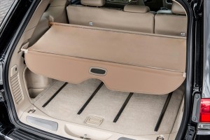 JEEP GRAND CHEROKEE IV WK2 2010-2017 PRZED DRUGIM FACELIFTINGIEM ROLETA BAGAŻNIKA BEŻOWA 6FW02HL1AC