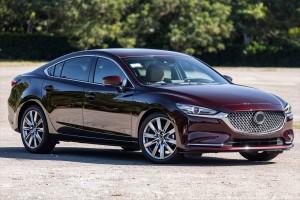 MAZDA 6 III GJ 2018+ PO DRUGIM LIFTINGU CHROMOWANA LISTWA PRZEDNIEGO ZDERZAKA PRAWA GBVG50121
