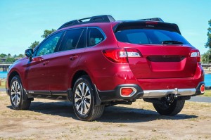 SUBARU OUTBACK V BS 2014-2020 CHROMOWANE NAKŁADKI LAMP ZDERZAKA TYLNEGO