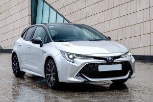 TOYOTA COROLLA XII E21 2019+ PRZEDNIA LAMPA PRZECIWMGIELNA LED PRAWA 8121002190