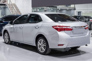 TOYOTA COROLLA XI E16 2013-2019 TYLNY ODBLASK ZDERZAKA LEWY 8191002180