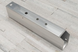 BMW SERIA 7 F04 2008-2015 STREFA ZGNIOTU DOLNA LEWA ODBÓJ 51117273399