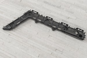 TOYOTA COROLLA XII E21 2019+ SEDAN ŚLIZG ZDERZAKA TYLNEGO PRAWY 52575-02250