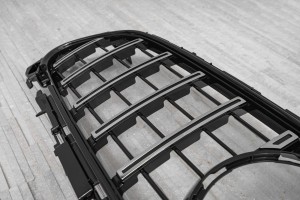 MERCEDES E-CLASS W213 AMG 2020+ PO LIFTINGU Z KAMERĄ GRILL GT PANAMERICANA SREBRNY