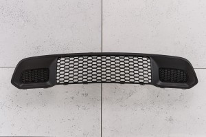 JEEP GRAND CHEROKEE IV WK2 2017-2021 PO LIFTINGU KRATKA ATRAPA PRZEDNIEGO ZDERZAKA BEZ RADARU 68310777AB