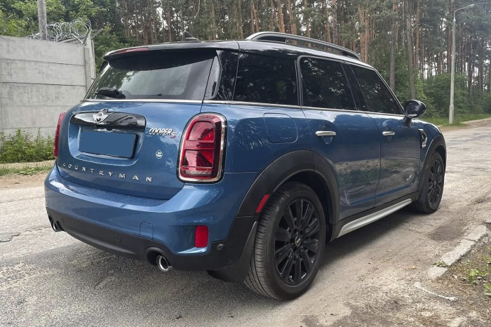 MINI COUNTRYMAN F60 2017-2023 CHLAPACZE