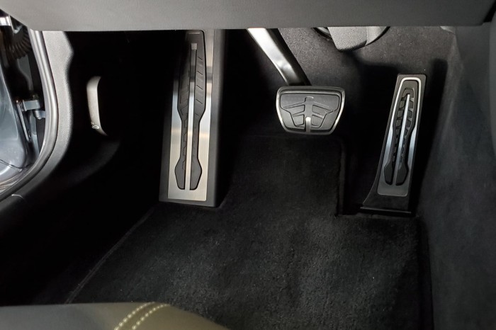 BMW SERIA 3 F30 2011-2018 NAKŁADKI NA PEDAŁY NAKŁADANE AUTOMAT