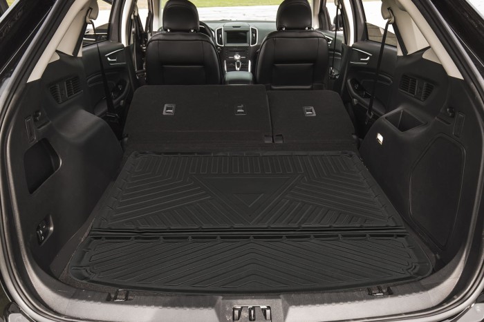 FORD EDGE II 2015-2021 5-OSOBOWY MATA BAGAŻNIKA