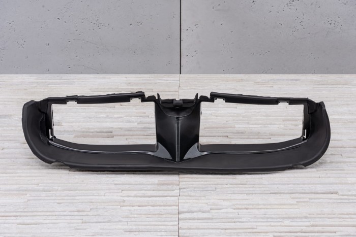 BMW SERIA 3 E91 2004-2011 KANAŁ POWIETRZA PRZEDNI GÓRNY 51117134099