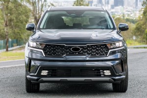 KIA SORENTO IV MQ4 2020+ LAMPA PRZECIWMGIELNA LED PRZEDNIA LEWA 92201P2000