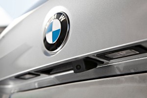 BMW SERIA 4 F32 F33 F36 M4 F82 M4 F83 KAMERA COFANIA FULL HD DYNAMICZNE LINIE ZINTEGROWANA Z KLAMKĄ KLAPY TYLNEJ