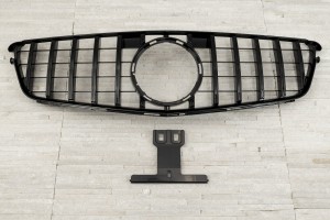 MERCEDES C-CLASS W204 2008-2014 GRILL GT PANAMERICANA CZARNY