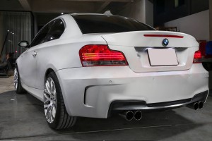 BMW SERIA 1 E88 CABRIO 2007-2011 KAMERA COFANIA KLAMKA KLAPY TYLNEJ