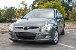 HYUNDAI i30 I 2007-2011 LAMPA PRZECIWMGIELNA PRZEDNIA PRAWA 922022R500