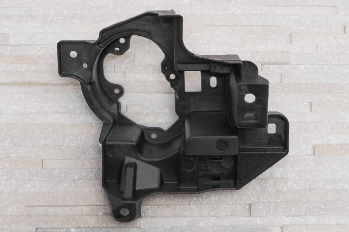 MAZDA CX-5 II KF 2017+  KOSZYK MOCOWANIE PRZEDNIEJ LAMPY PRZECIWMGIELNEJ PRAWE KB8B51684