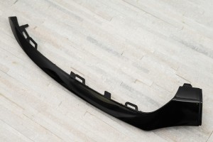 MERCEDES C-CLASS C205 2017-2018 LISTWA PRZEDNIEGO ZDERZAKA PRAWA CZARNA A2058852500