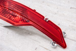 BMW X6 E71 2007-2014 LAMPA PRZECIWMGIELNA TYLNA PRAWA Z ODBLASKIEM 63147187220