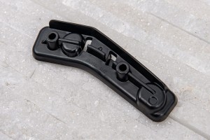 BMW X1 F48 2015-2022 ŚLIZG GÓRNY PRZEDNIEGO ZDERZAKA LEWY 51117354767