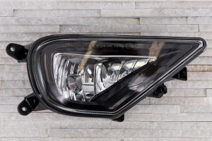 VOLKSWAGEN TOUAREG II 7P 2014-2018 PO FACELIFTINGU LAMPA PRZECIWMGIELNA PRZEDNIA PRAWA 7P6941700G