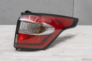 FORD ESCAPE MK3 III 2016-2019 PO FACELIFTINGU LAMPA TYLNA KAROSERYJNA PRAWA GJ5Z13404C