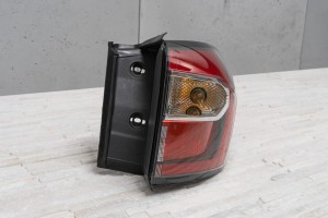 FORD ESCAPE MK3 III 2016-2019 PO FACELIFTINGU LAMPA TYLNA KAROSERYJNA PRAWA GJ5Z13404C