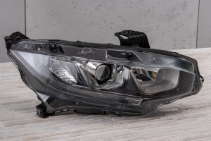 HONDA CIVIC X 2016-2019 PRZED FACELIFTINGIEM LAMPA PRZEDNIA LED PRAWA 33100TBAA01