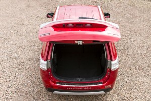MITSUBISHI OUTLANDER III GF 2012-2015 PRZED FACELIFTINGIEM LISTWA ZDERZAKA TYŁ