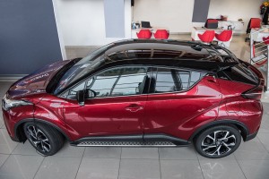 TOYOTA C-HR 2016+ STOPNIE BOCZNE PROGI SAMOCHODOWE