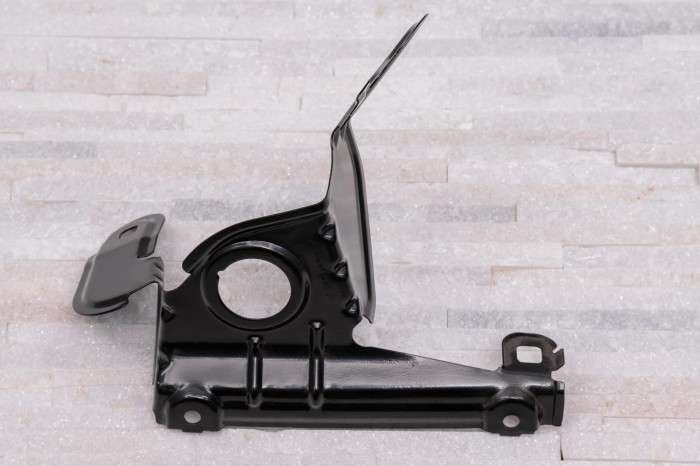 BMW X3 F25 2010-2017 ŚLIZG PRZEDNIEGO BŁOTNIKA PRAWY 41357267326