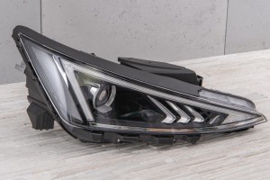 HYUNDAI ELANTRA VI AD 2018-2020 PO FACELIFTINGU LAMPA PRZEDNIA PRAWA LED 92102F2600