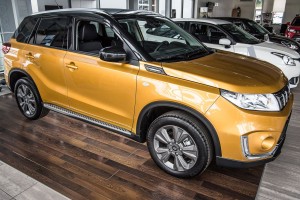 SUZUKI VITARA II 2014+ STOPNIE BOCZNE PROGI SAMOCHODOWE