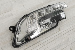 MERCEDES E-CLASS S212 T-MODELL 2009-2016 ŚWIATŁO DO JAZDY DZIENNEJ DRL LED PRAWE A2128200856